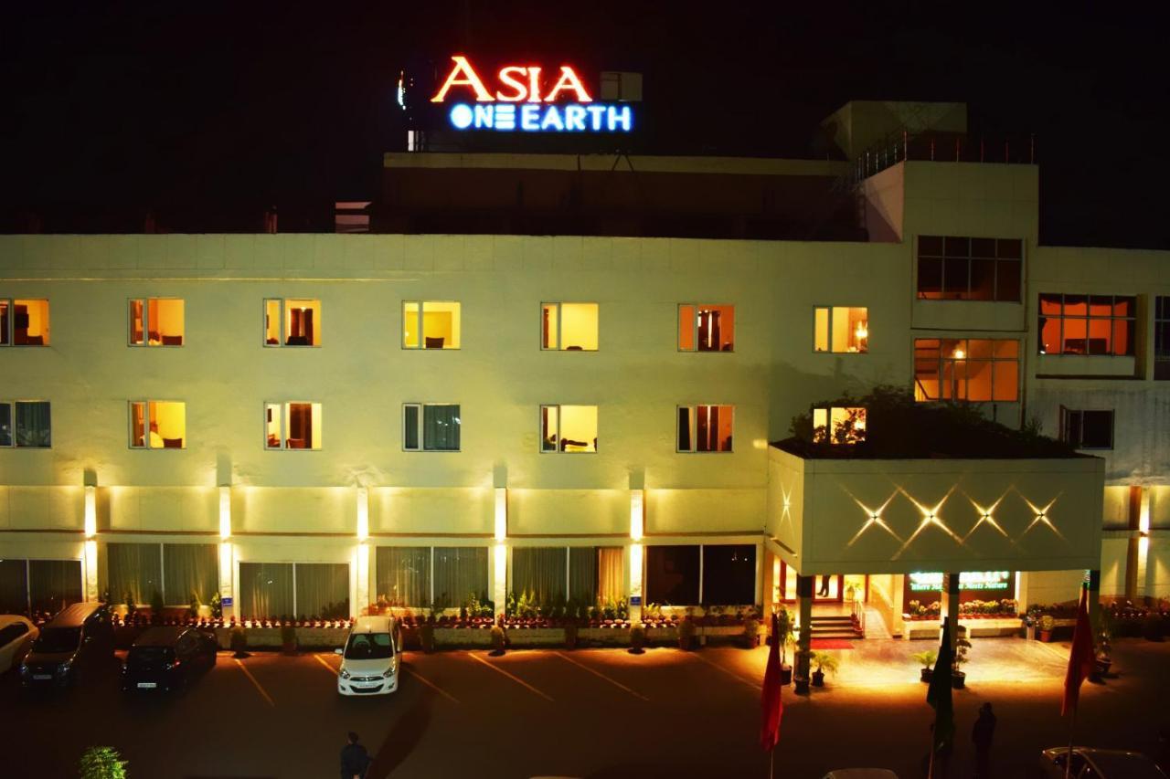 Hotel Asia One Earth Dżammu Zewnętrze zdjęcie